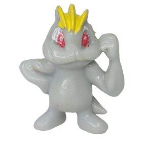 Pokemon 2007 Mini Vinyl R/L W Gumball Miniature Size Machop Action Figure
